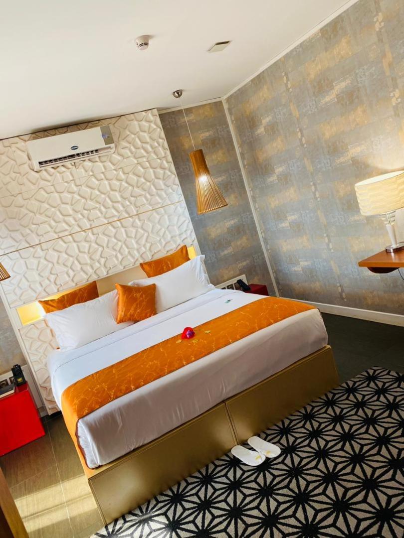 Boun'S Hotel Yaoundé Zewnętrze zdjęcie