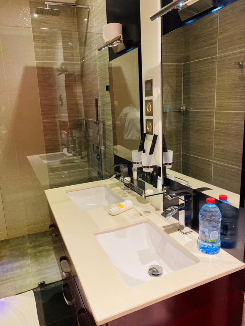 Boun'S Hotel Yaoundé Zewnętrze zdjęcie