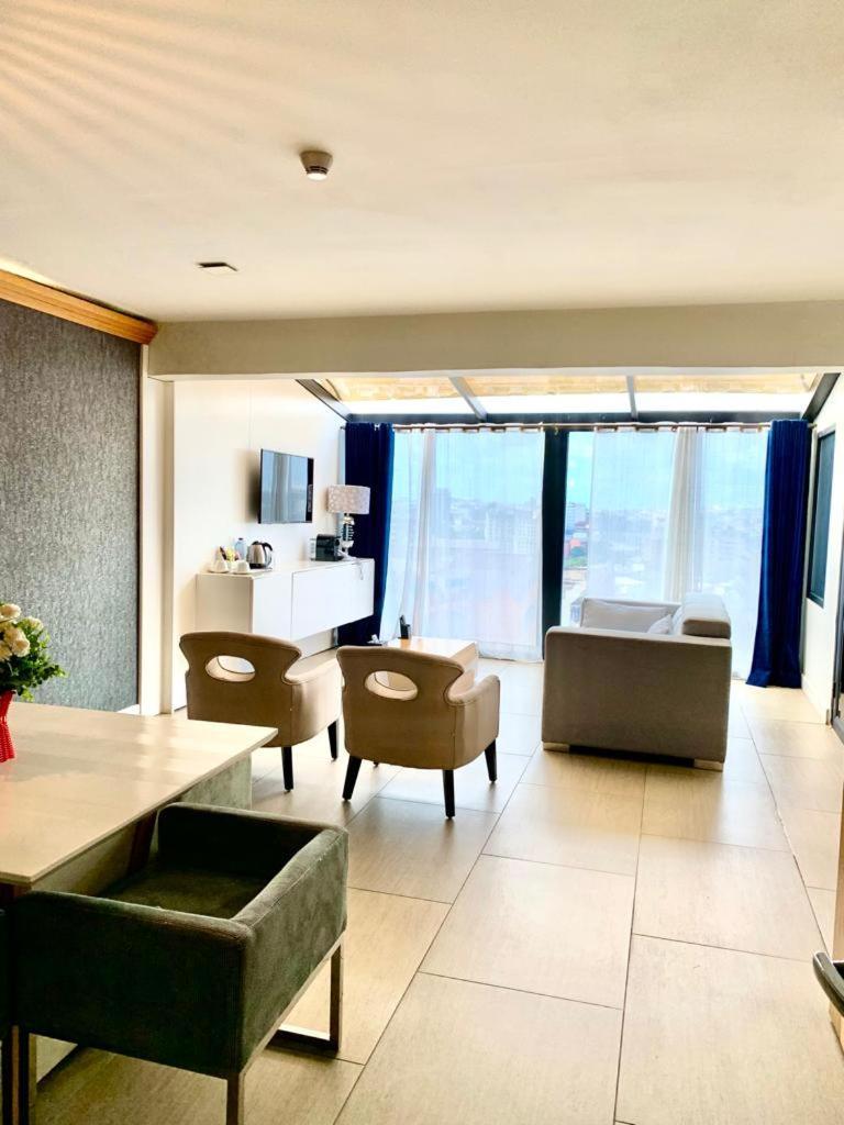 Boun'S Hotel Yaoundé Zewnętrze zdjęcie