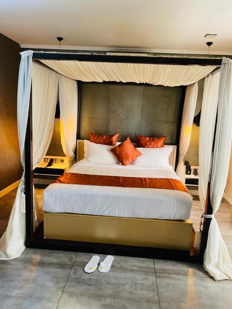 Boun'S Hotel Yaoundé Zewnętrze zdjęcie